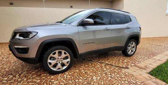 JEEP COMPASS 2.0 16V DIESEL LONGITUDE 4X4 AUTOMÁTICO JEEP COMPASS 2.0 16V DIESEL LONGITUDE 4X4 AUTOMÁTICO